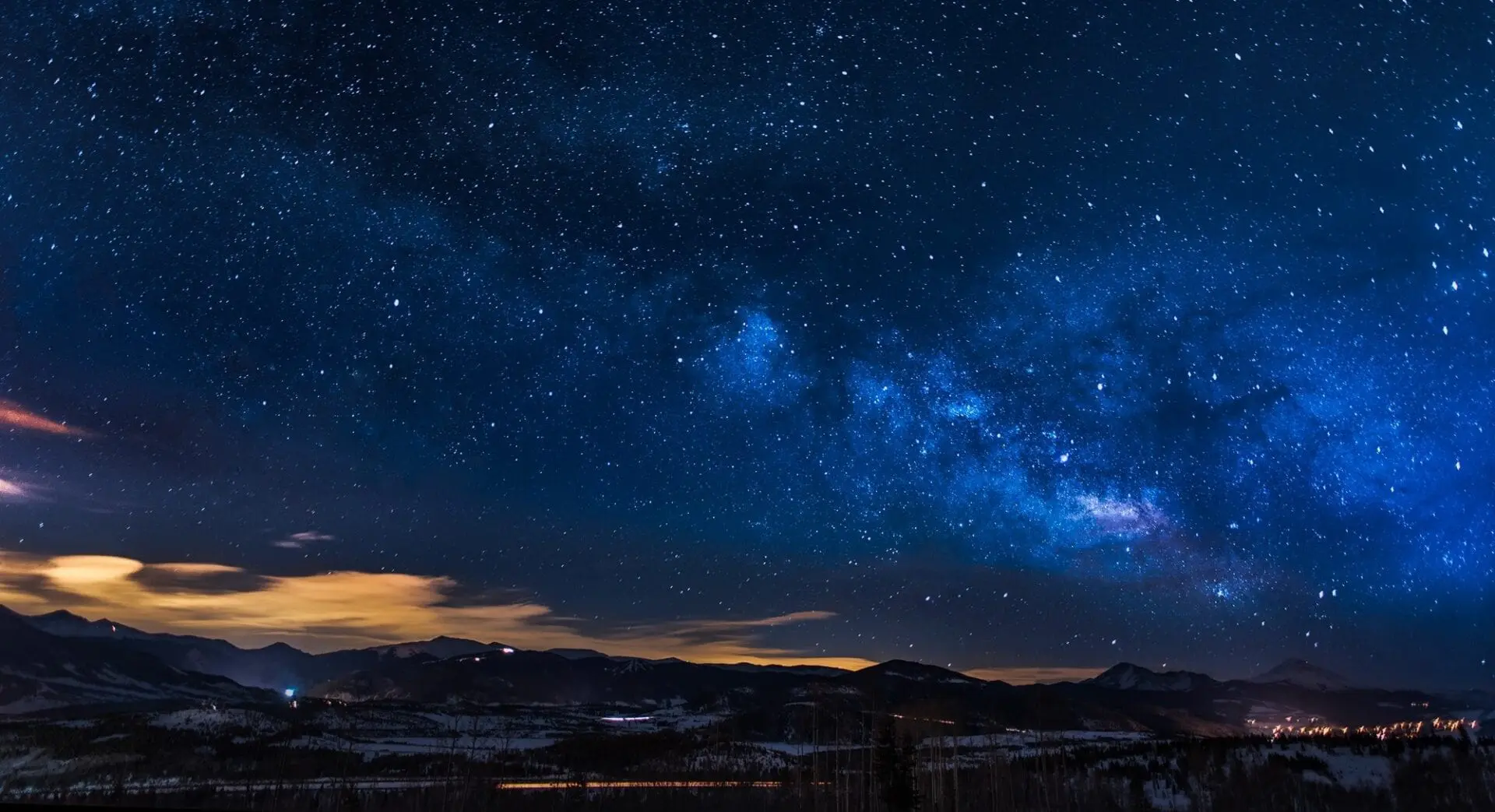 night sky mountains
